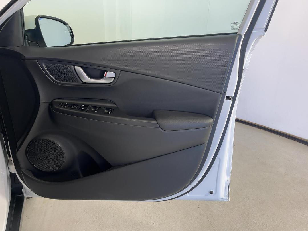 Photo '15' of Hyundai Kona