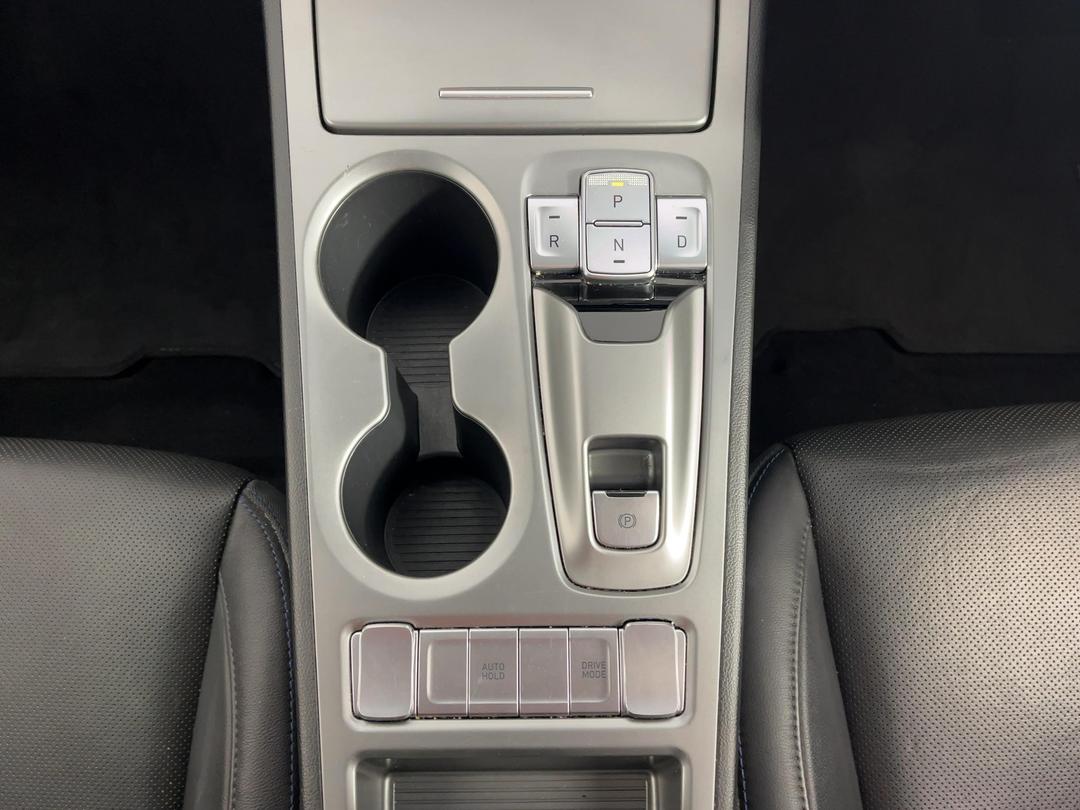 Photo '18' of Hyundai Kona
