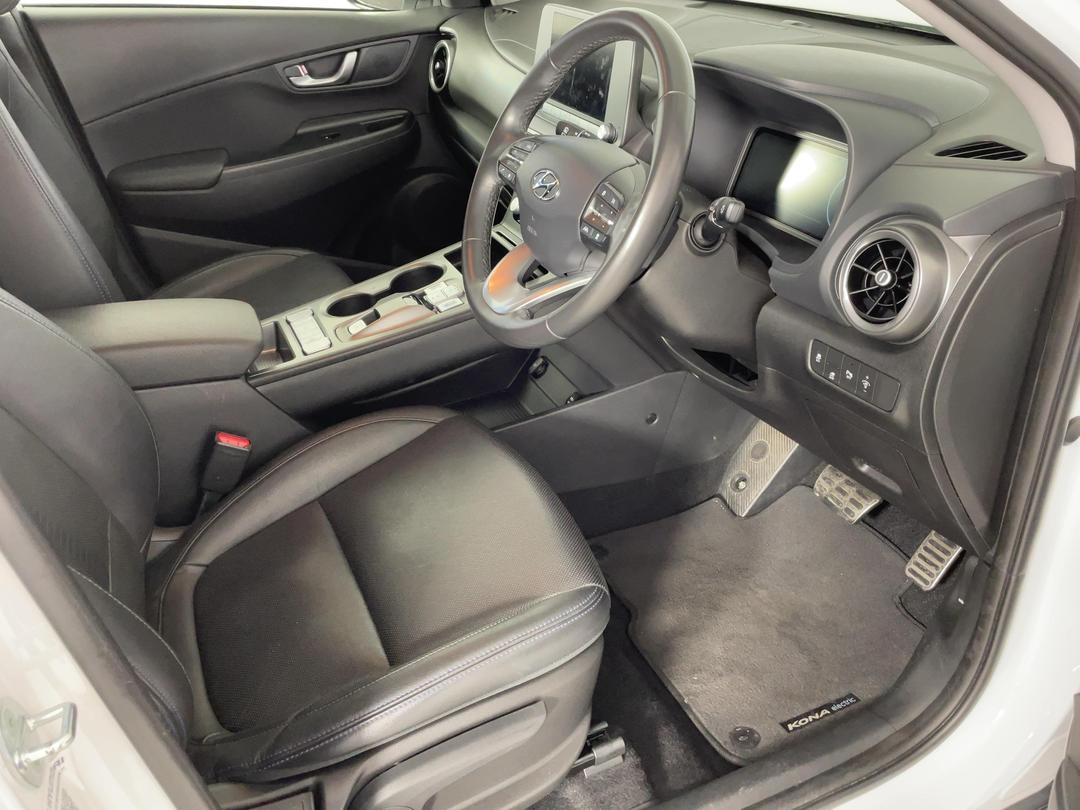 Photo '16' of Hyundai Kona