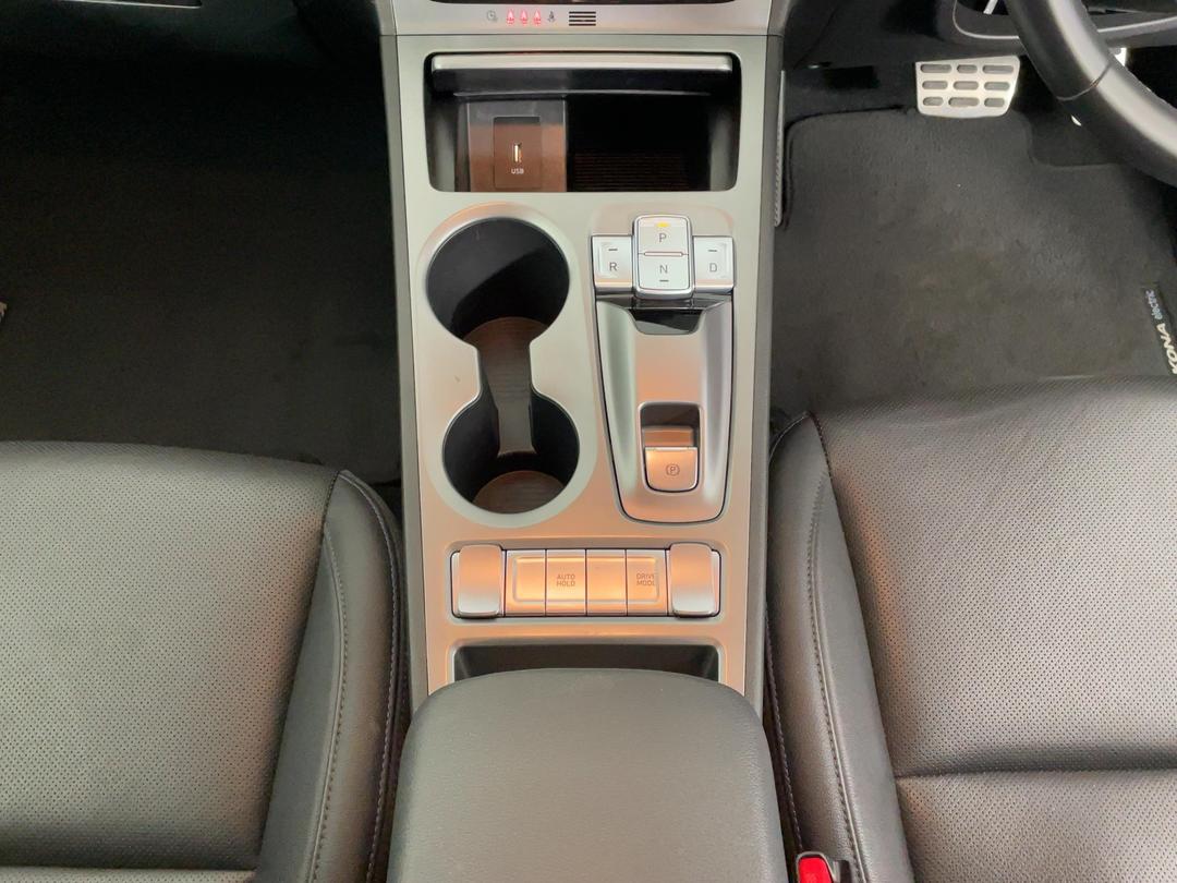 Photo '18' of Hyundai Kona