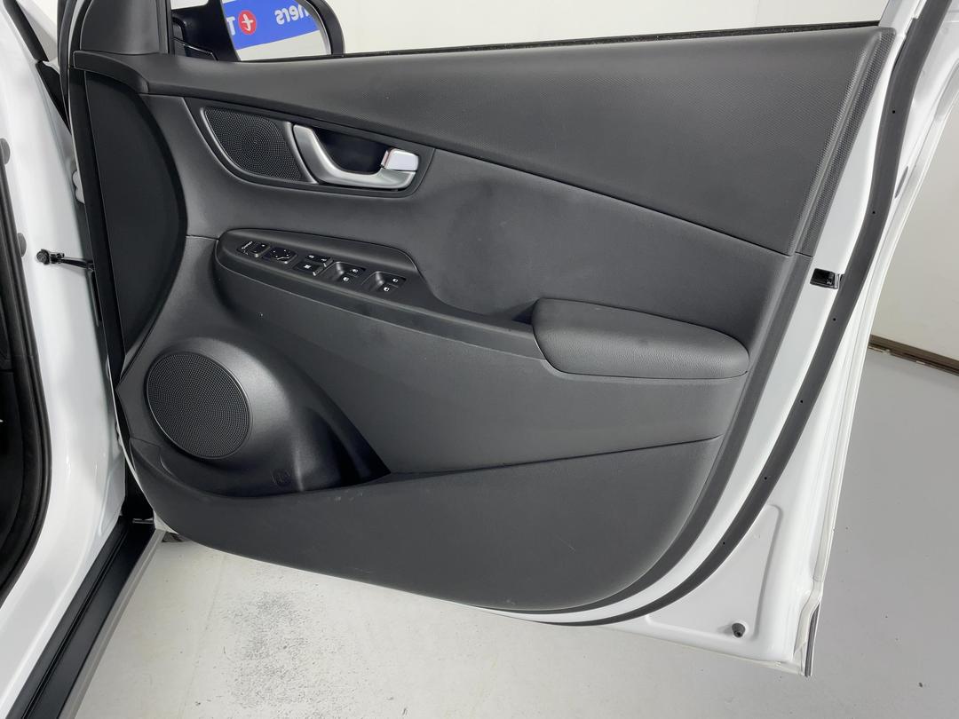 Photo '15' of Hyundai Kona