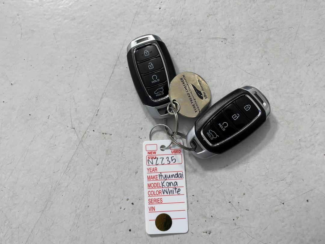 Photo '22' of Hyundai Kona