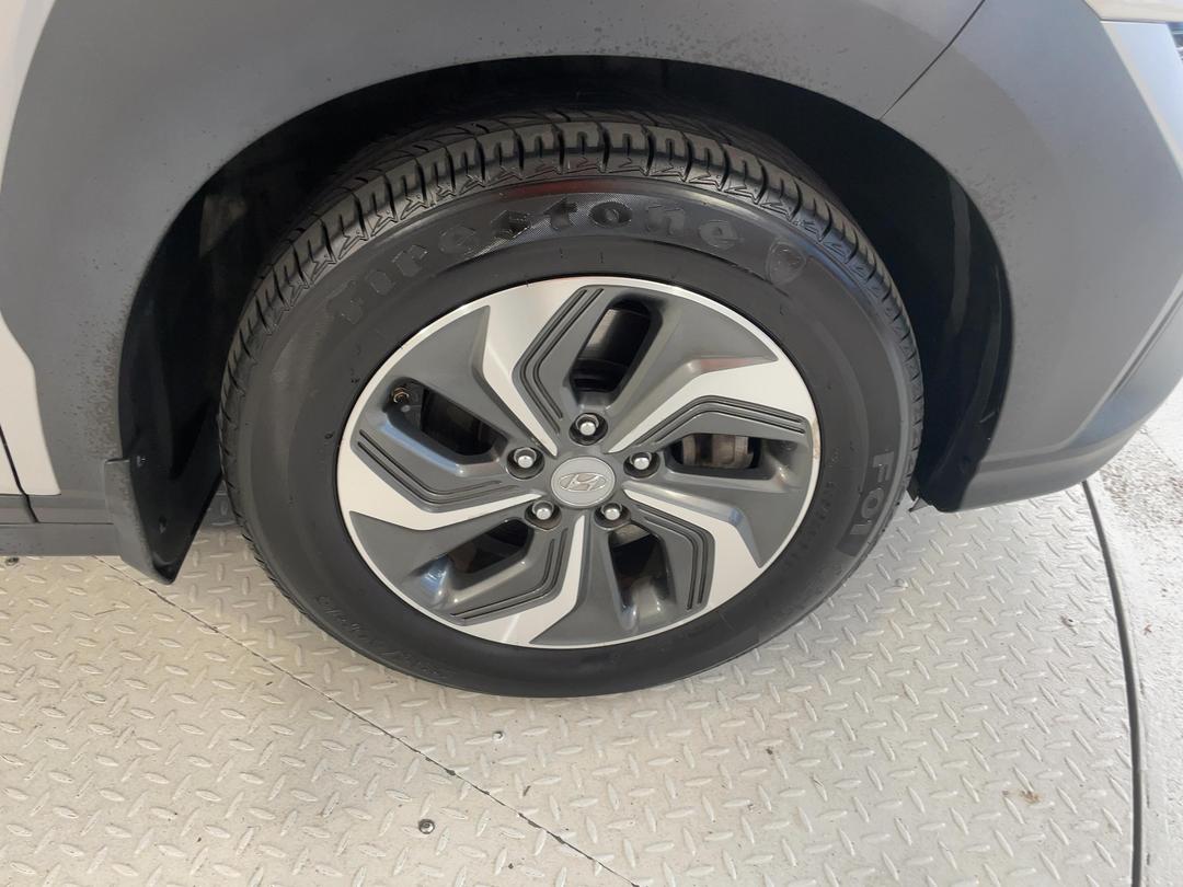 Photo '9' of Hyundai Kona
