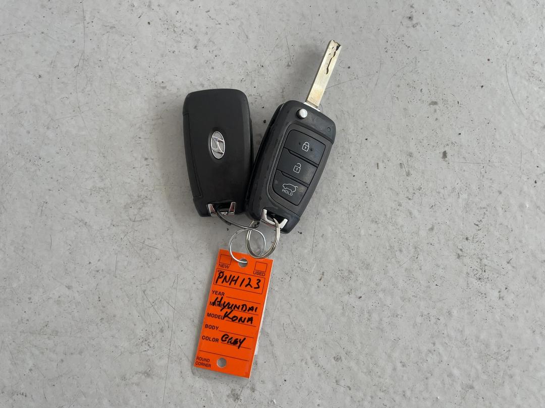 Photo '22' of Hyundai Kona