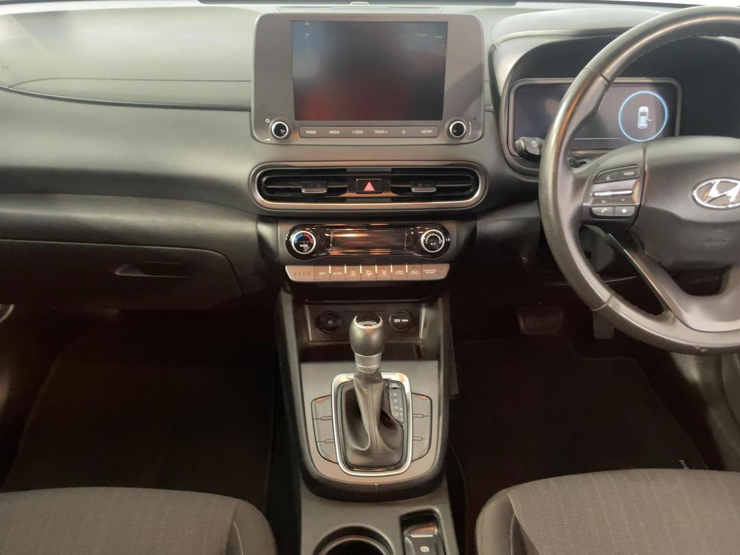 Photo '18' of Hyundai Kona
