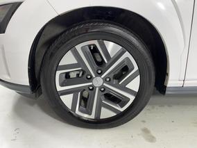 Photo '10' of Hyundai Kona