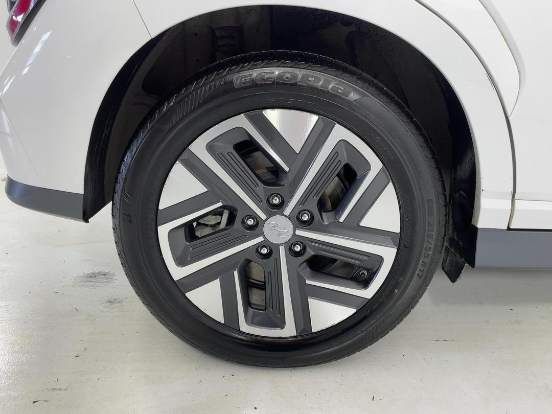 Photo '12' of Hyundai Kona