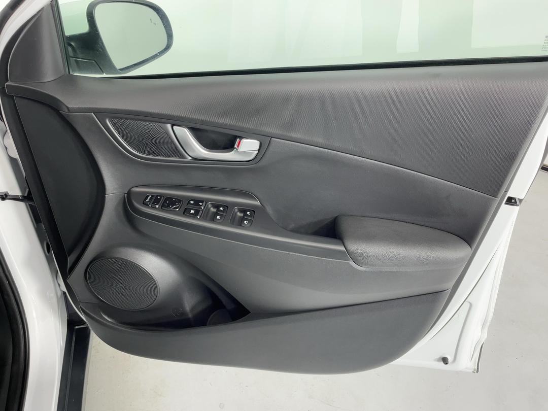 Photo '15' of Hyundai Kona