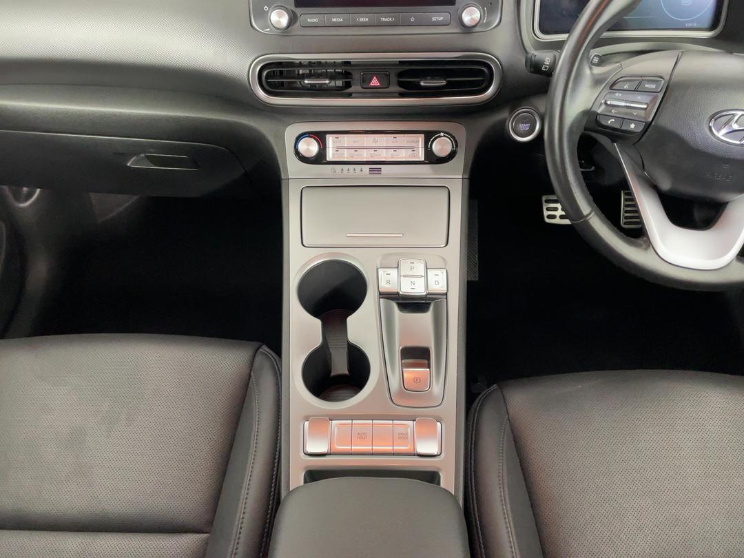 Photo '18' of Hyundai Kona
