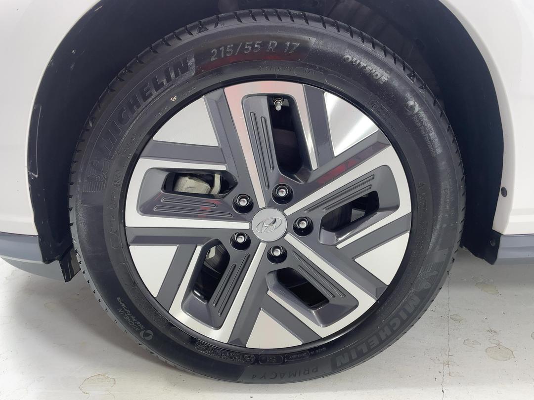 Photo '10' of Hyundai Kona