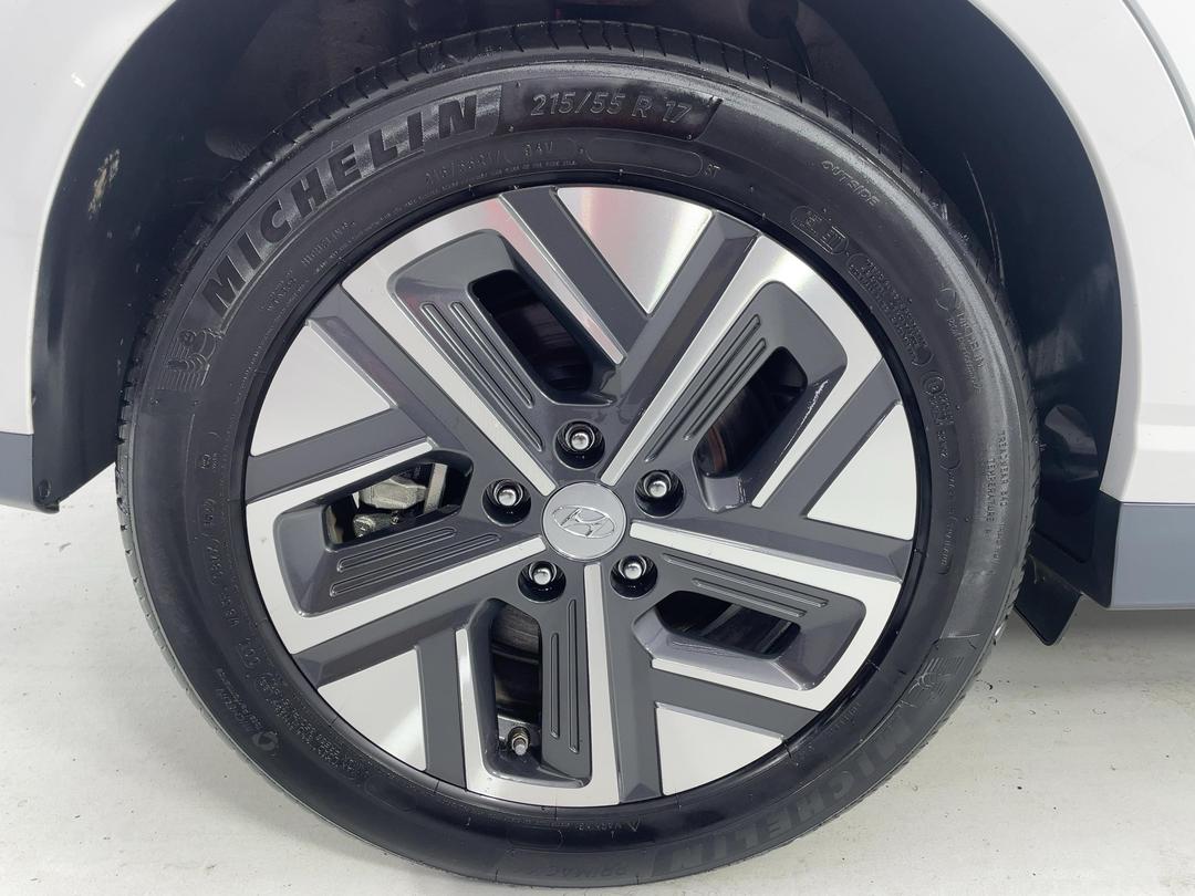 Photo '12' of Hyundai Kona