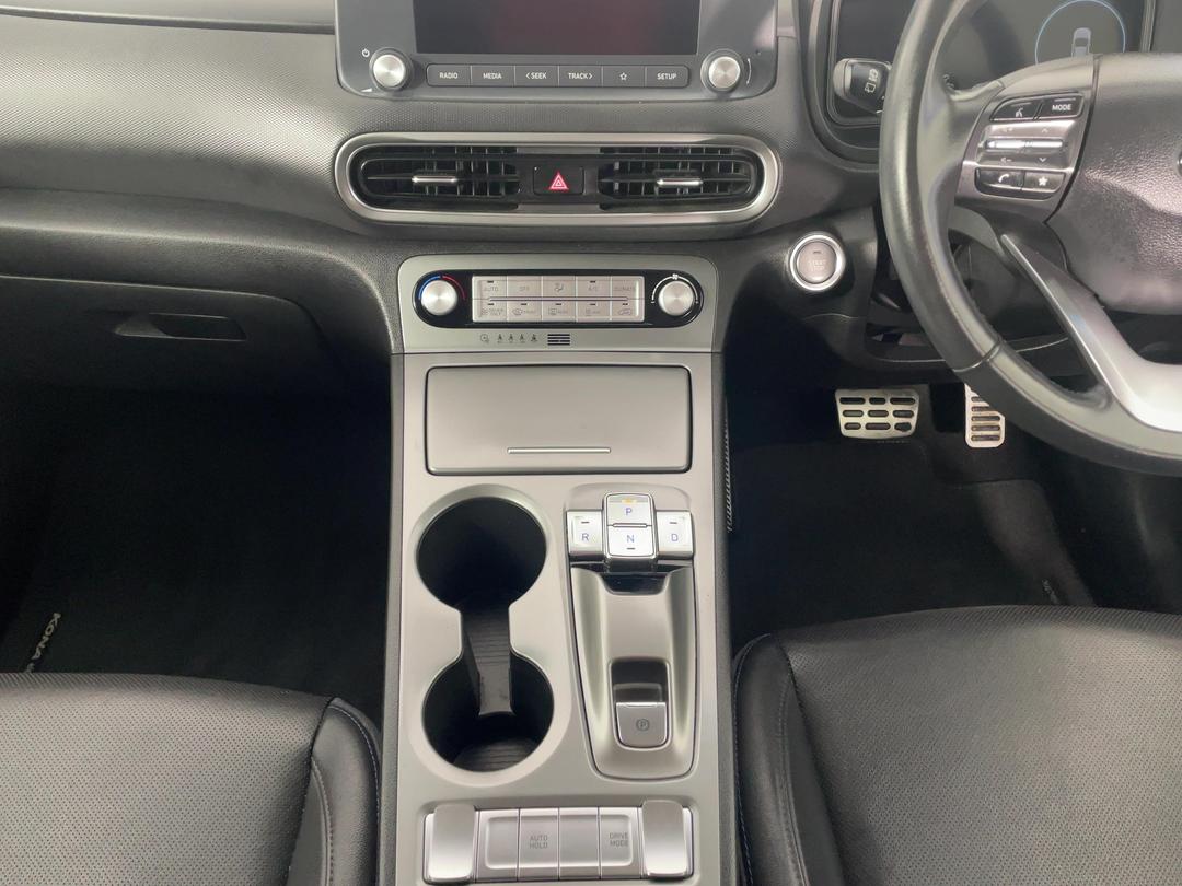 Photo '18' of Hyundai Kona