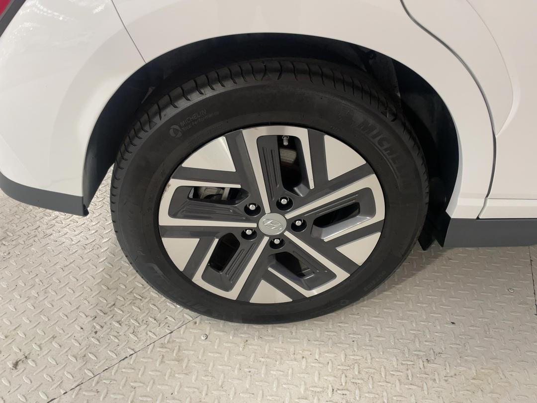 Photo '12' of Hyundai Kona