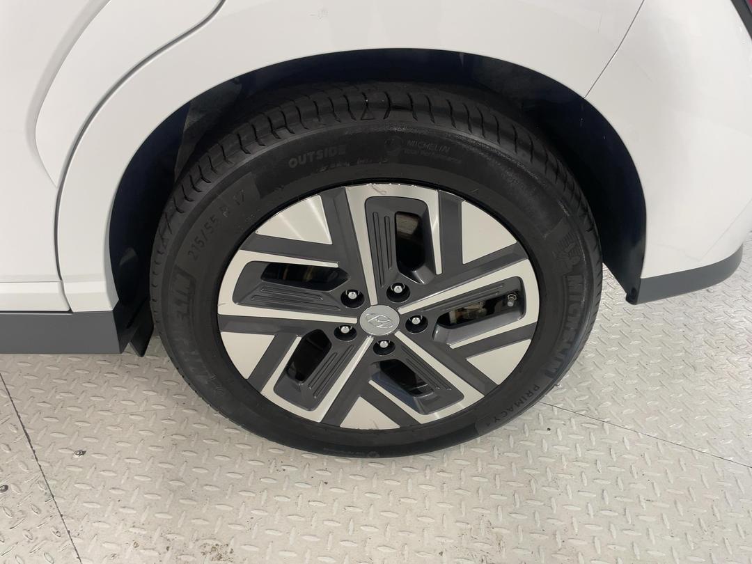 Photo '11' of Hyundai Kona