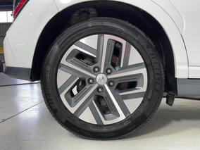 Photo '12' of Hyundai Kona