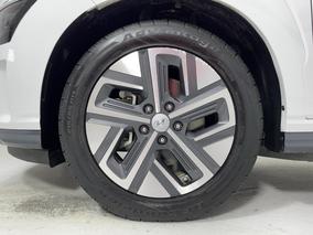 Photo '10' of Hyundai Kona