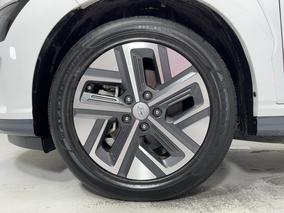 Photo '10' of Hyundai Kona