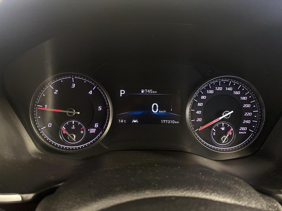 Photo '21' of Hyundai Santa FE