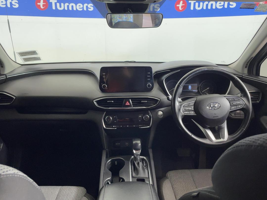 Photo '15' of Hyundai Santa FE TM Photo '15' of Hyundai Santa FE TM