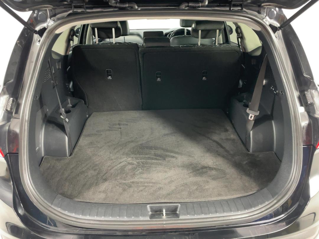 Photo '14' of Hyundai Santa FE