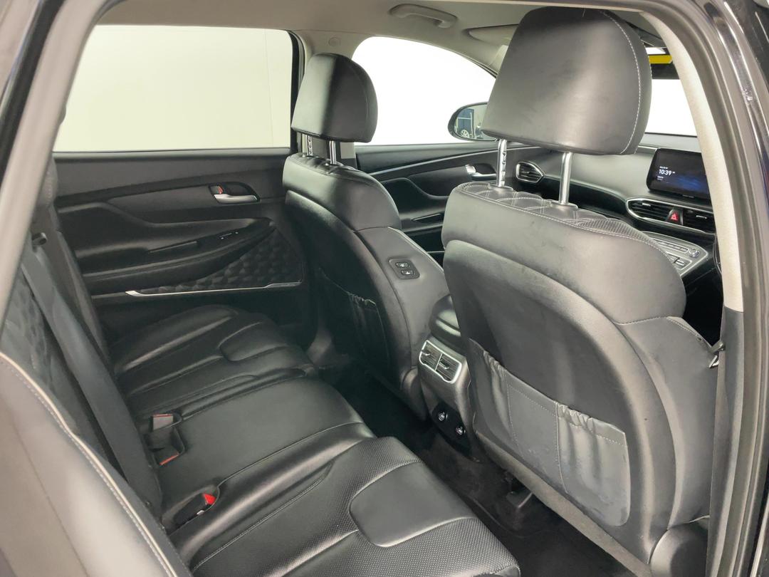 Photo '20' of Hyundai Santa FE