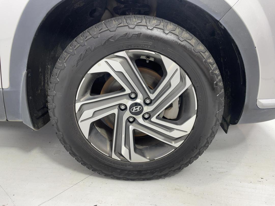 Photo '9' of Hyundai Santa FE