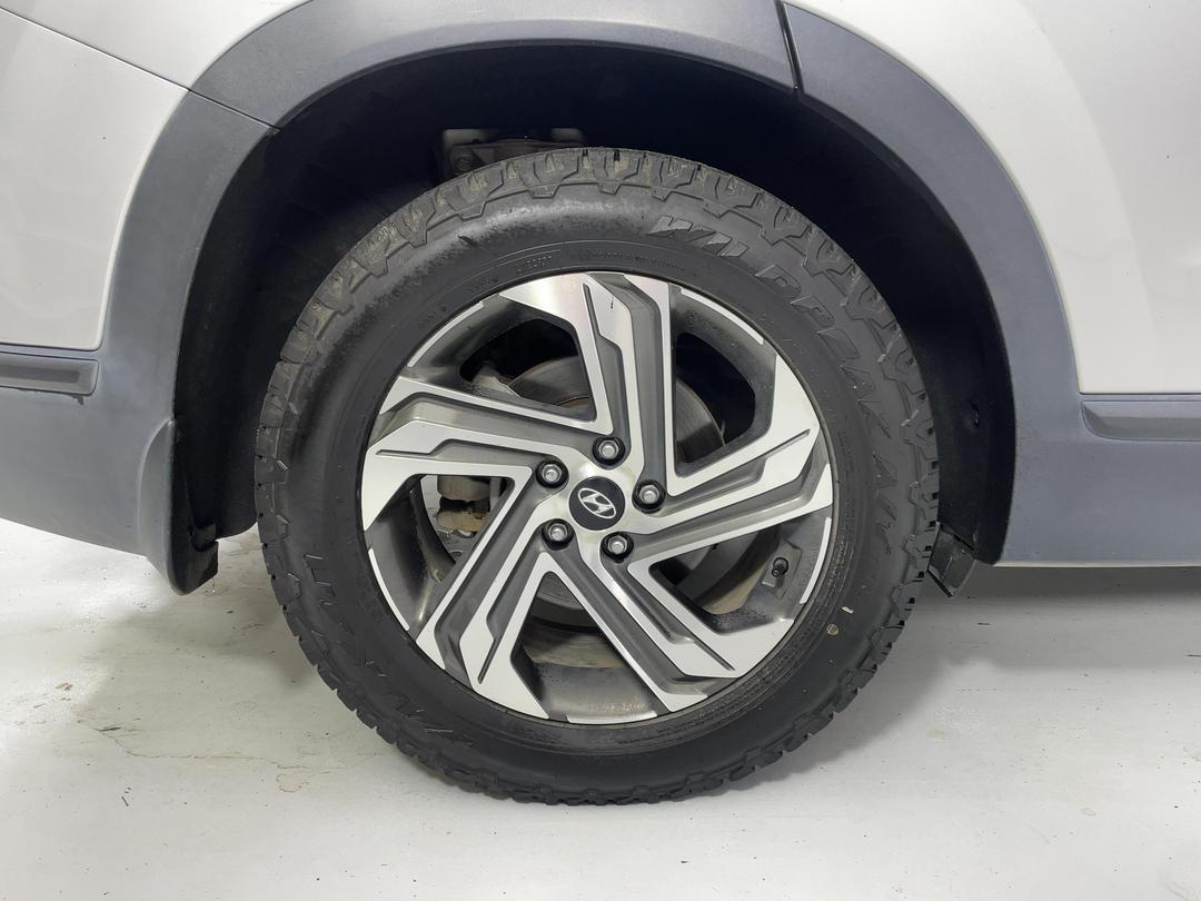 Photo '12' of Hyundai Santa FE