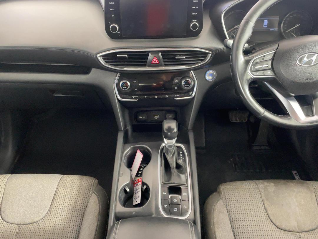 Photo '18' of Hyundai Santa FE