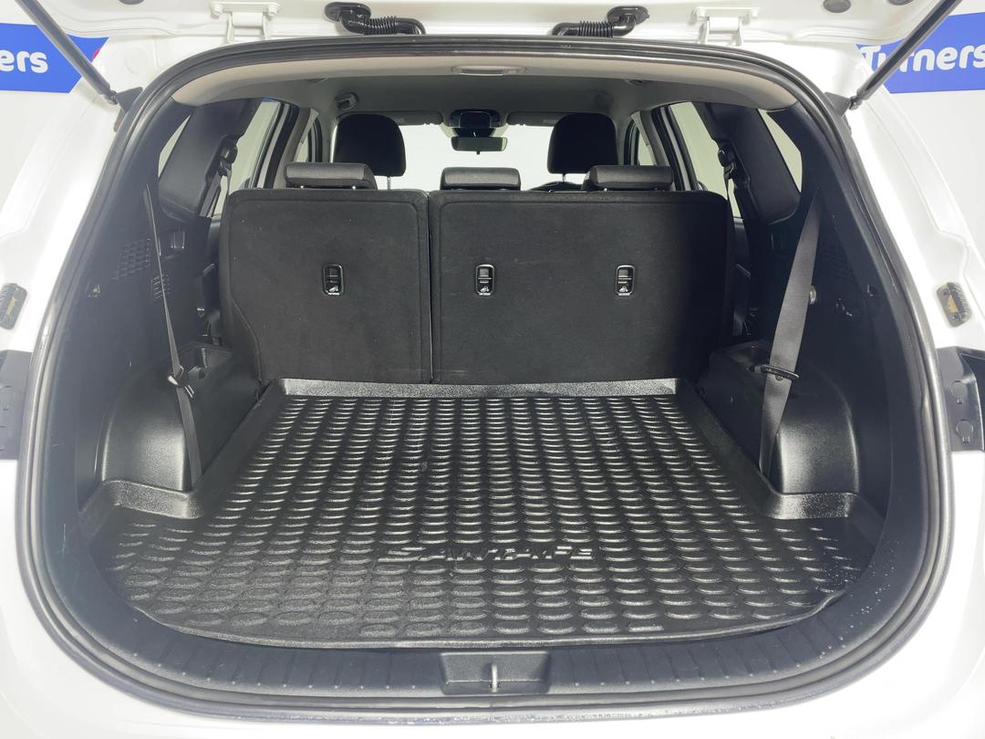 Photo '14' of Hyundai Santa FE