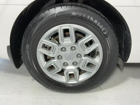 Photo '12' of Hyundai Staria