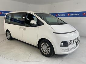 Photo '1' of Hyundai Staria