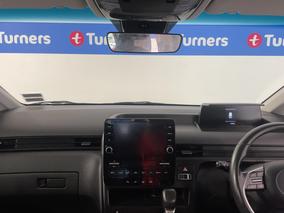 Photo '17' of Hyundai Staria