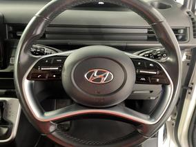 Photo '28' of Hyundai Staria