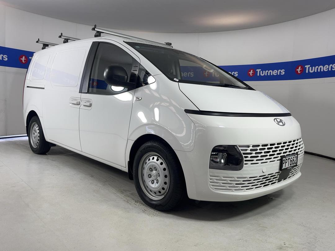 Photo '1' of Hyundai Staria Load