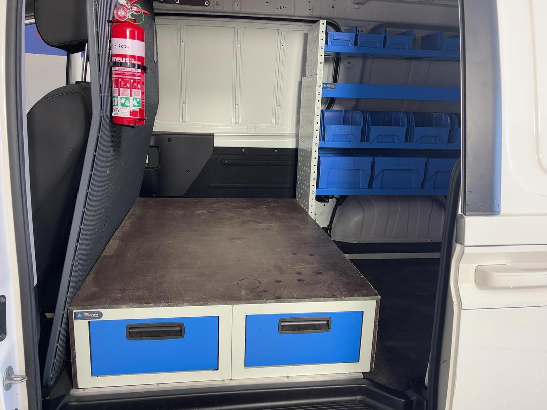 Photo '20' of Hyundai Staria Load