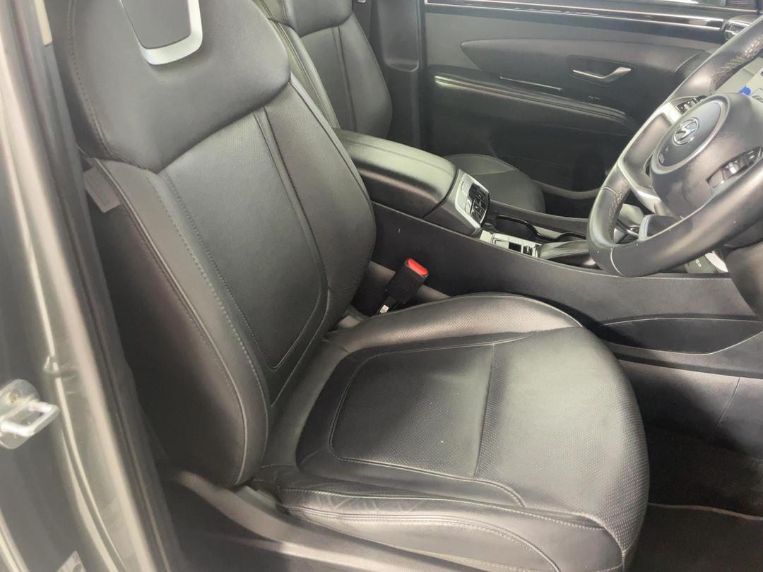 Photo '16' of Hyundai Tucson