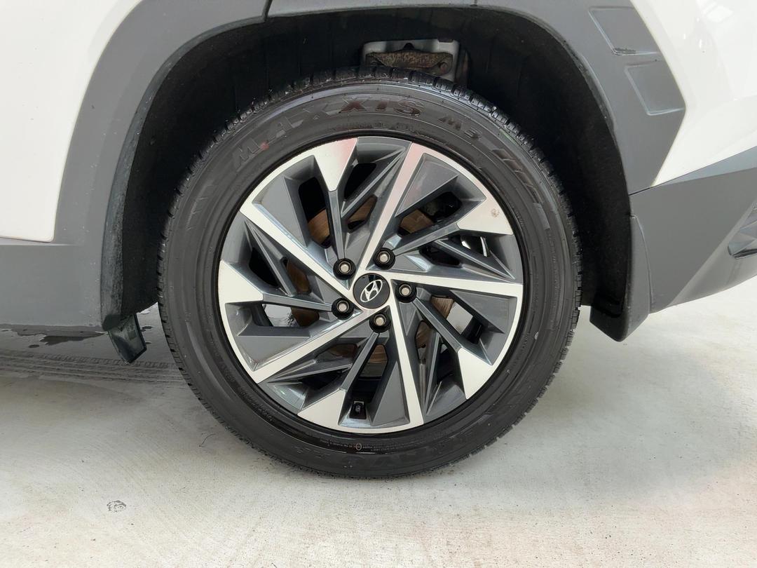 Photo '11' of Hyundai Tucson