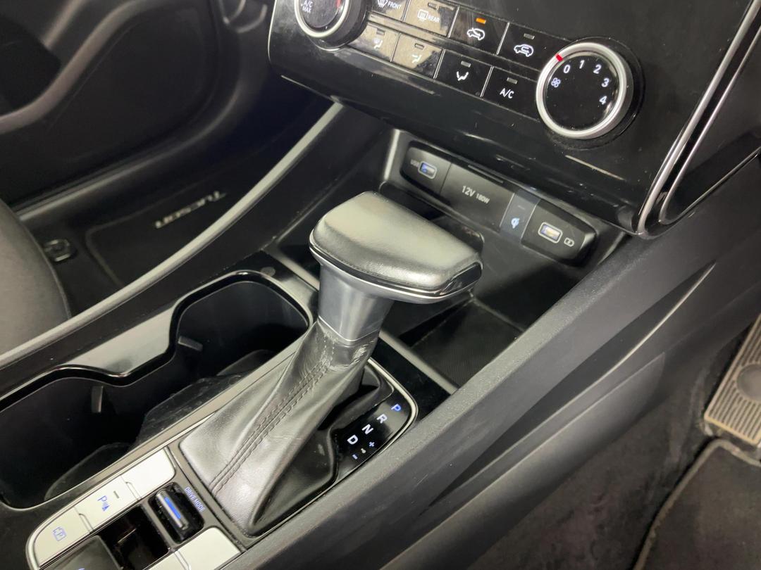 Photo '18' of Hyundai Tucson