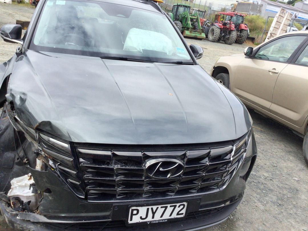 Photo '2' of Hyundai Tucson 1.6 Hybrid Elite 2WD Photo '2' of Hyundai Tucson 1.6 Hybrid Elite 2WD
