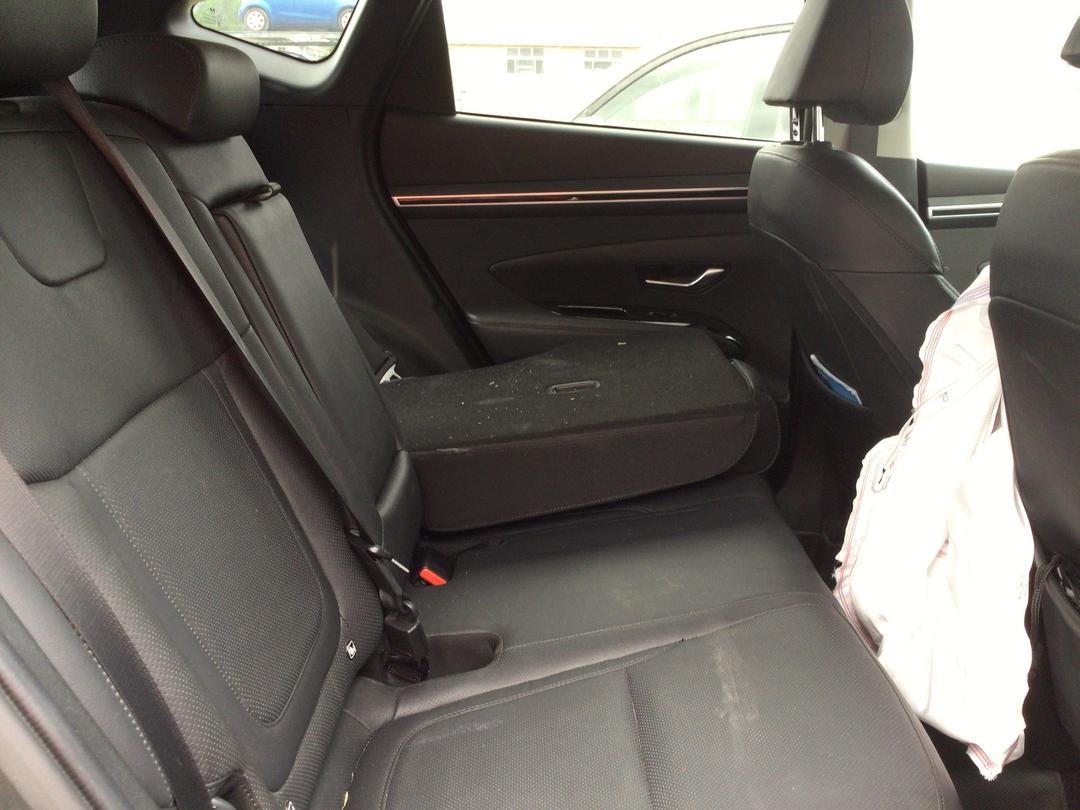 Photo '8' of Hyundai Tucson 1.6 Hybrid Elite 2WD Photo '8' of Hyundai Tucson 1.6 Hybrid Elite 2WD