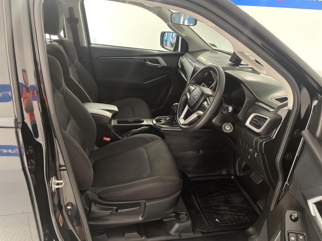 Photo '16' of Isuzu D-MAX