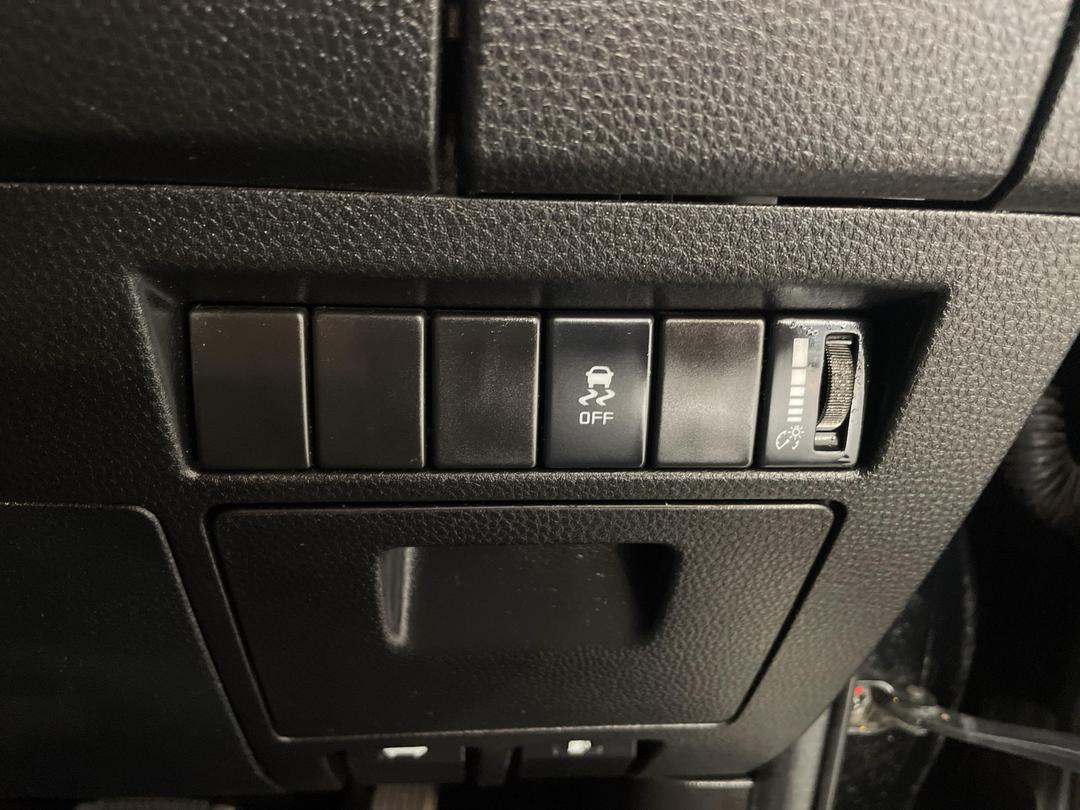 Photo '25' of Isuzu D-MAX