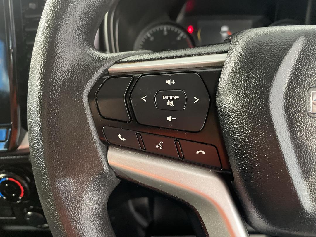 Photo '27' of Isuzu D-MAX