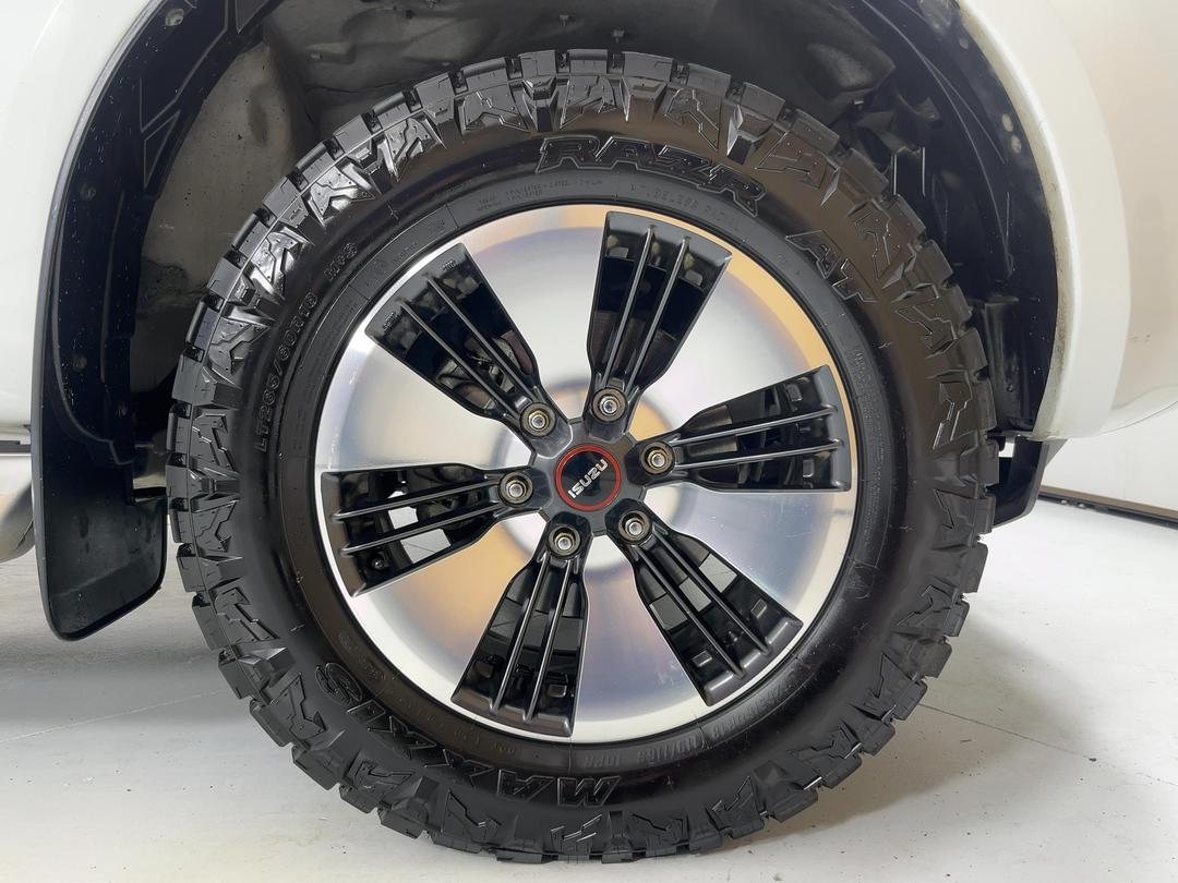 Photo '9' of Isuzu D-MAX