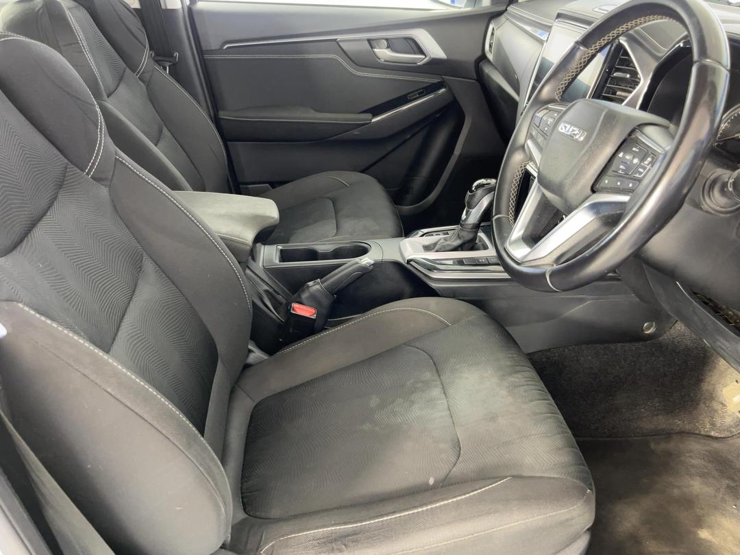 Photo '16' of Isuzu D-MAX