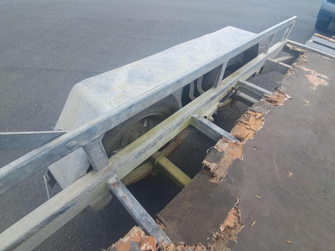 Photo '16' of J M ENGINEERING Flat Deck - Single