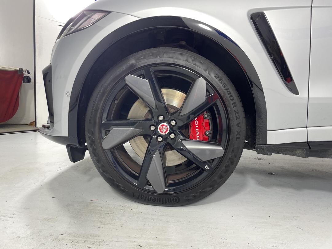 Photo '10' of Jaguar F-Pace