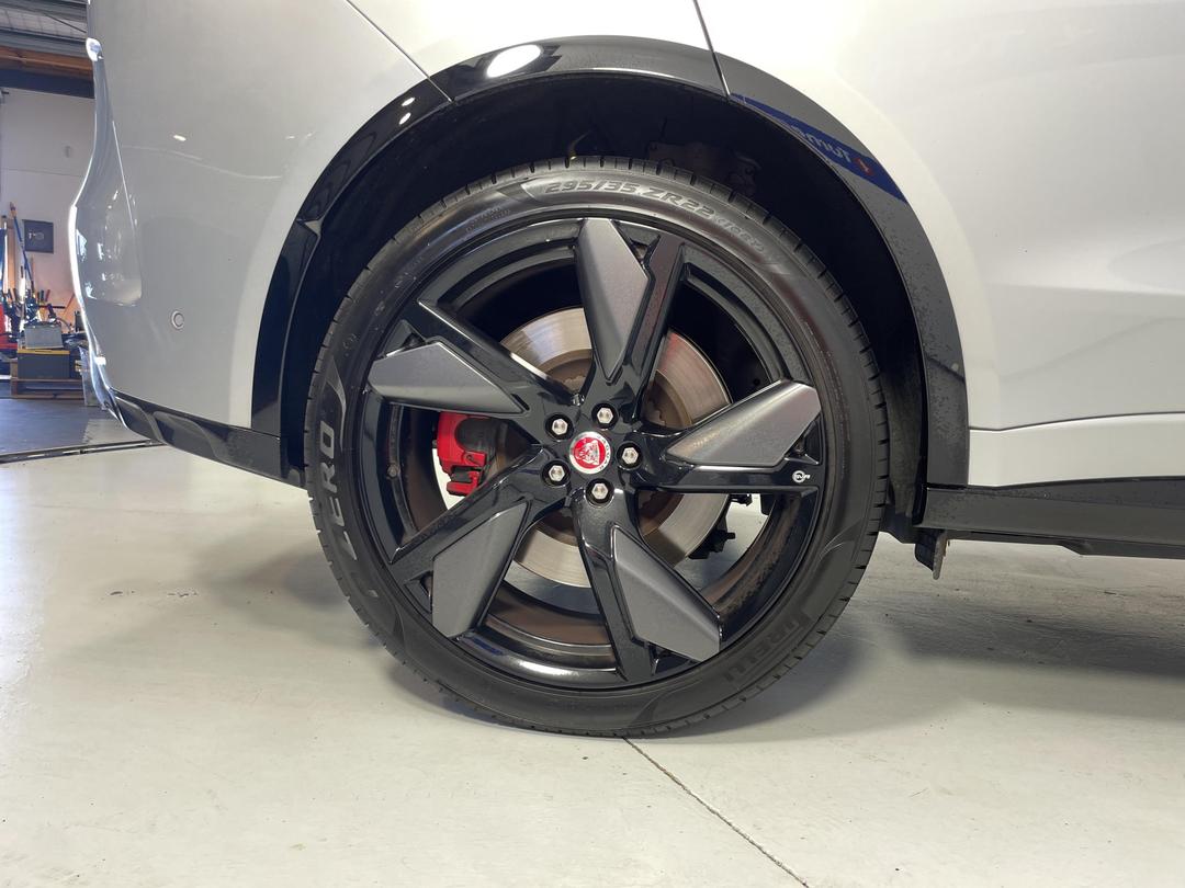 Photo '12' of Jaguar F-Pace