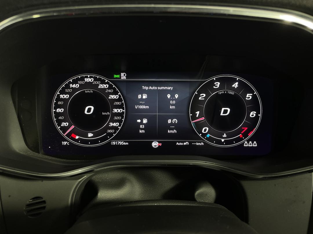 Photo '21' of Jaguar F-Pace