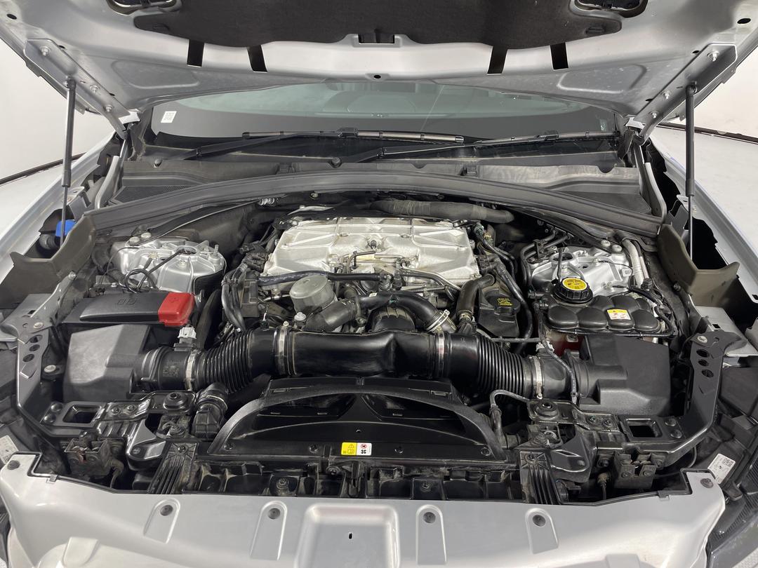 Photo '13' of Jaguar F-Pace